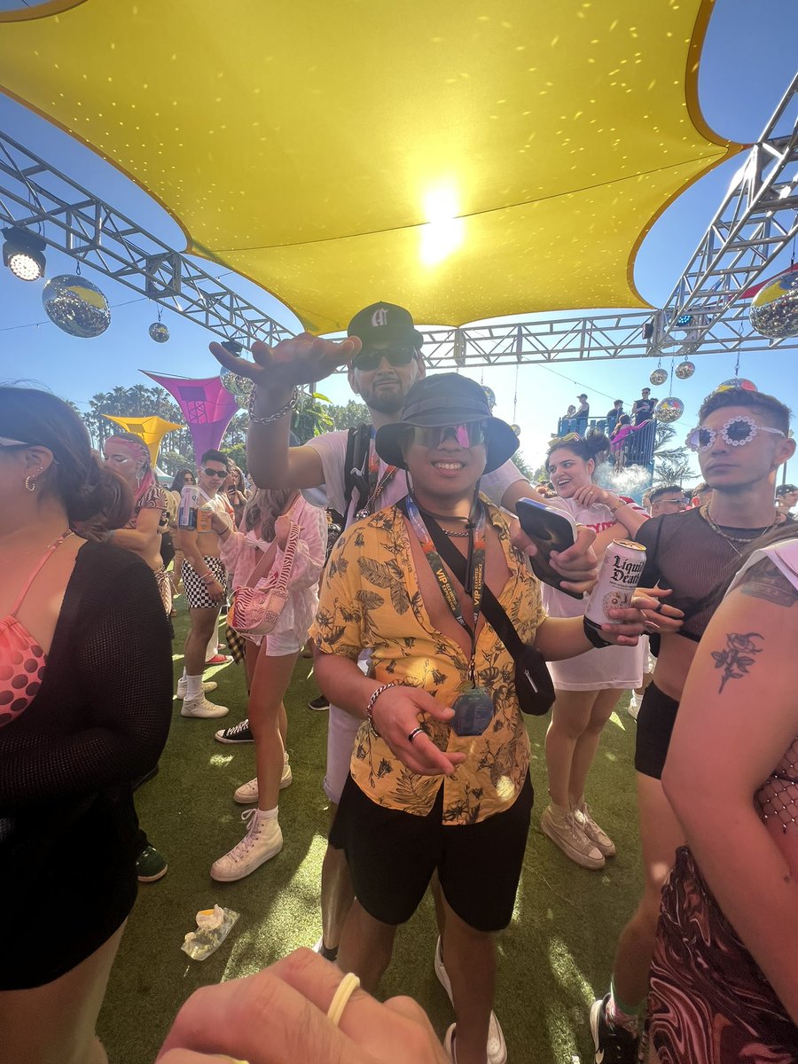 buhbrian12's tweet image. Day Tripping with my person #putaria #malditos #clamdownjenna