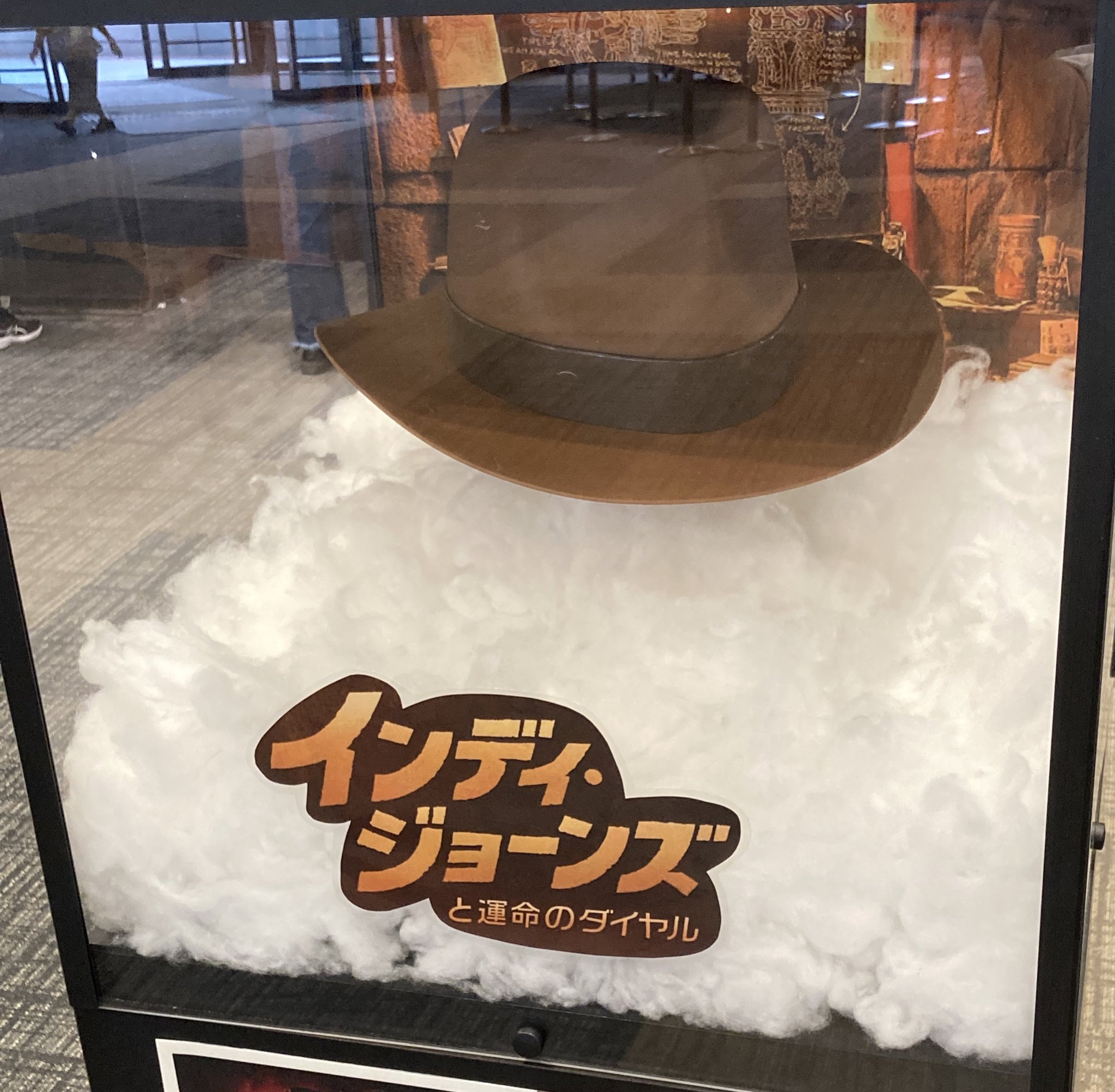 インディー•ジョーンズの置物 インディ・ジョーンズ 黄金像 ソフビ貯金箱 Indiana Jones