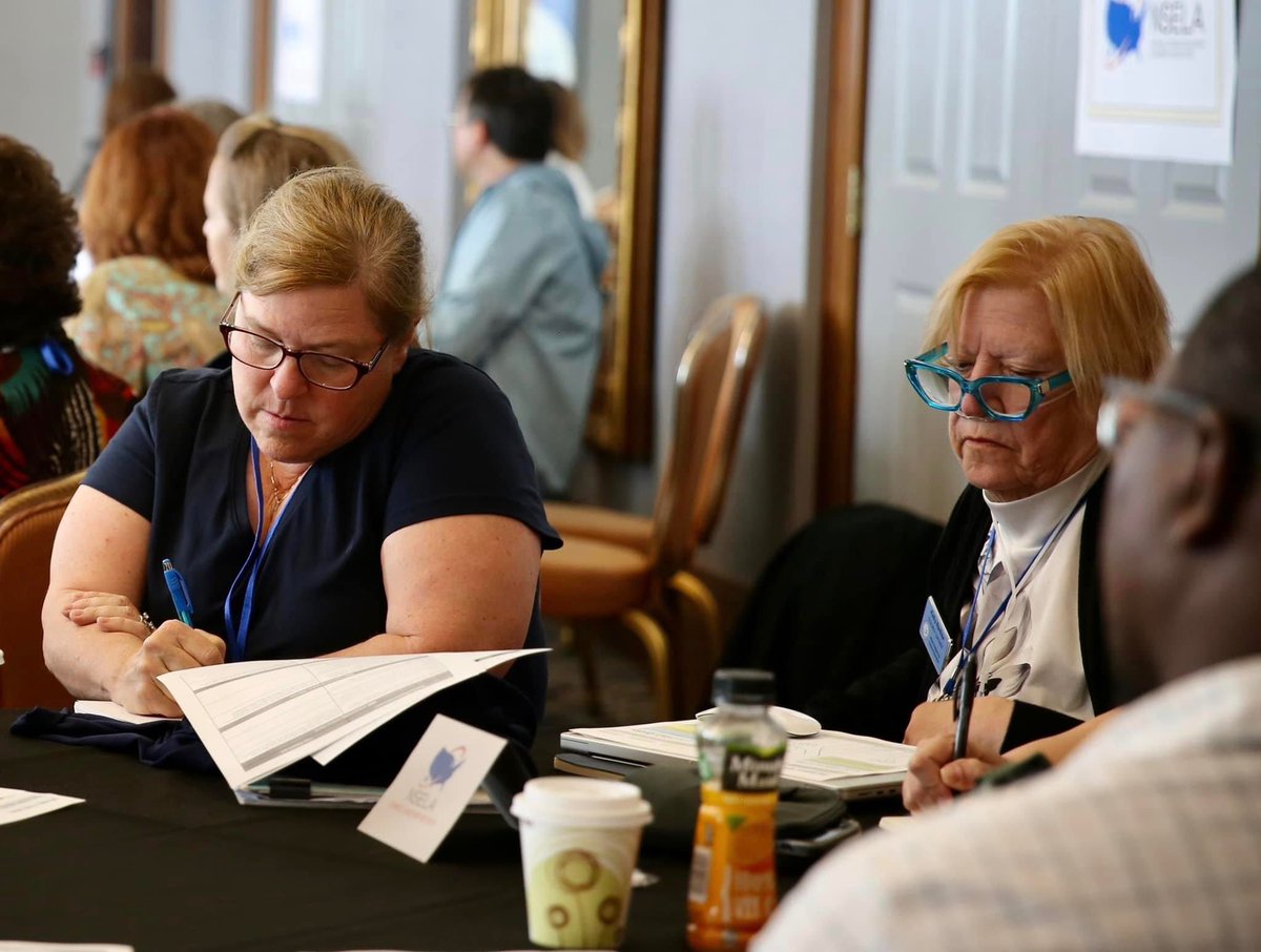 KRScienceLady's tweet photo. Loved learning with my #msela colleagues in Providence at @nselascience conference. Leaders learning together! @MAScienceEdu https://t.co/VH353RmY13