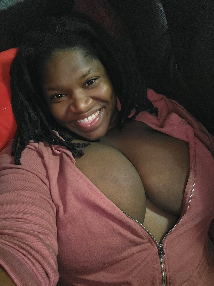 April May ♑️💗🌌 tweet media