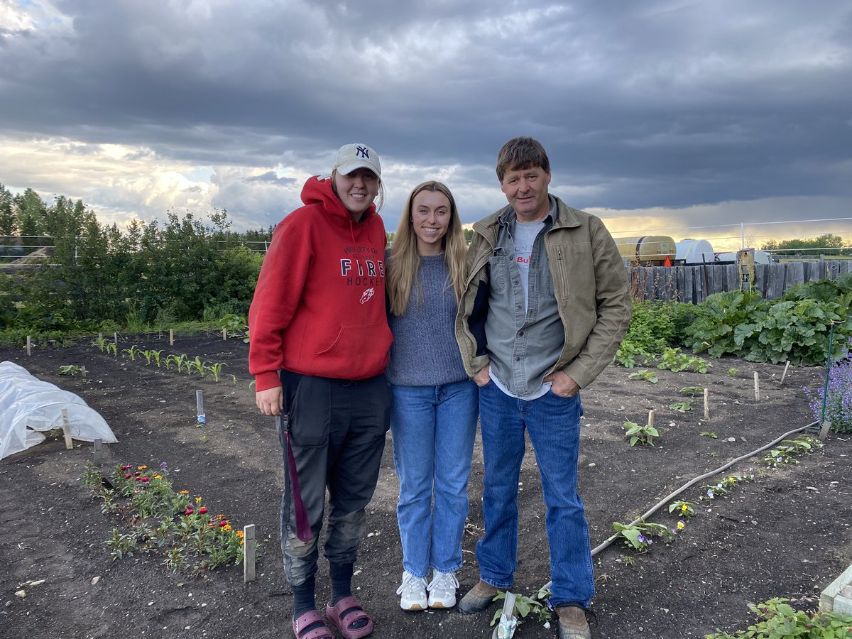 Today was my last day working in Cochrane where I had the privilege of working alongside Summer and Mitch. I’m grateful for my time here but I’m excited to take on another adventure back in Okotoks as the Irrigation Technician 🥳
