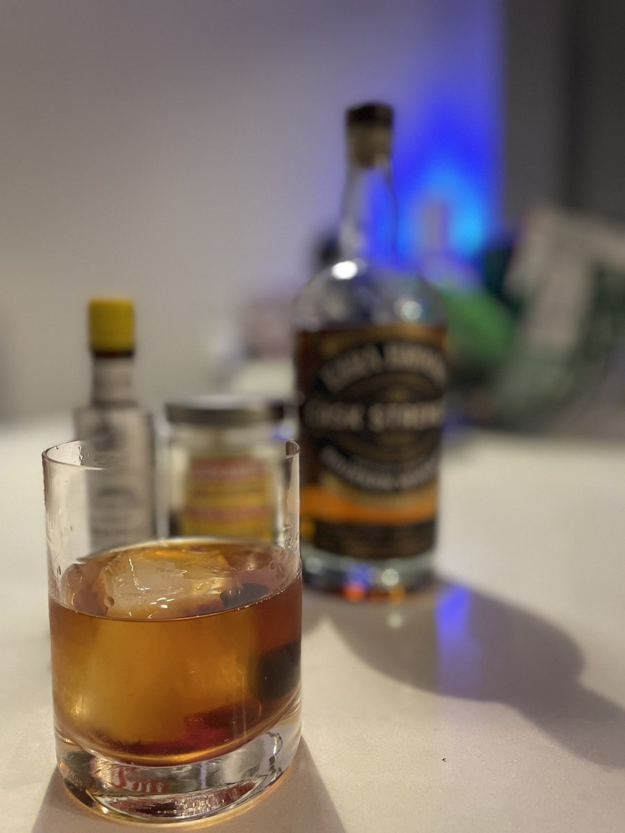 saisonpapi's tweet image. Best Old Fashioned I’ve ever made