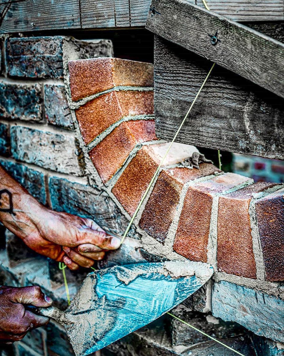 Imex 100m professional Stringlines are the #1 choice for Bricklayers, Landscapers &amp; Ground Workers across the UK and Europe. 📸@rodian_builds 

#imex #imexlasers #imexlasersuk