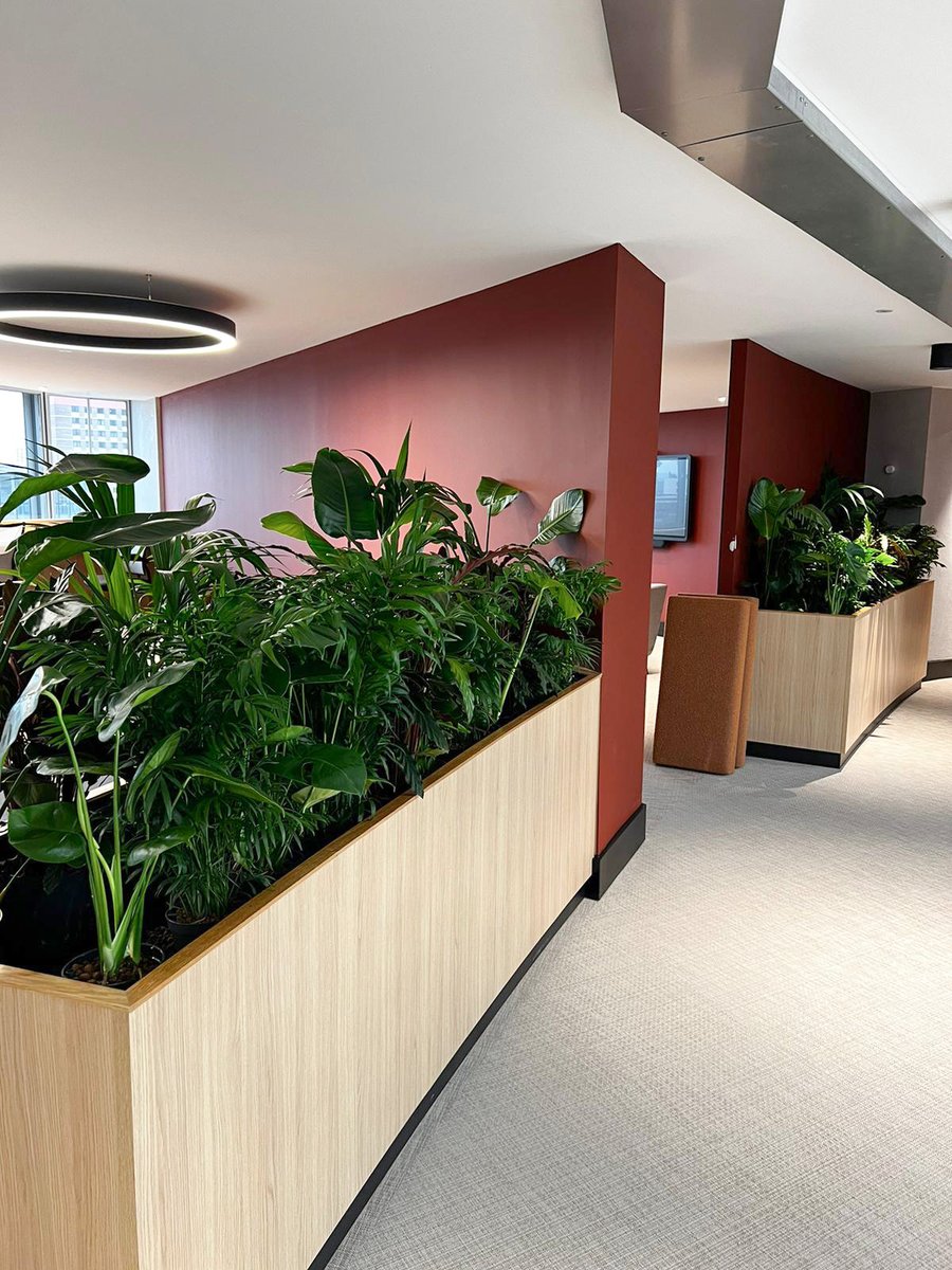 Vantage Spaces tweet media