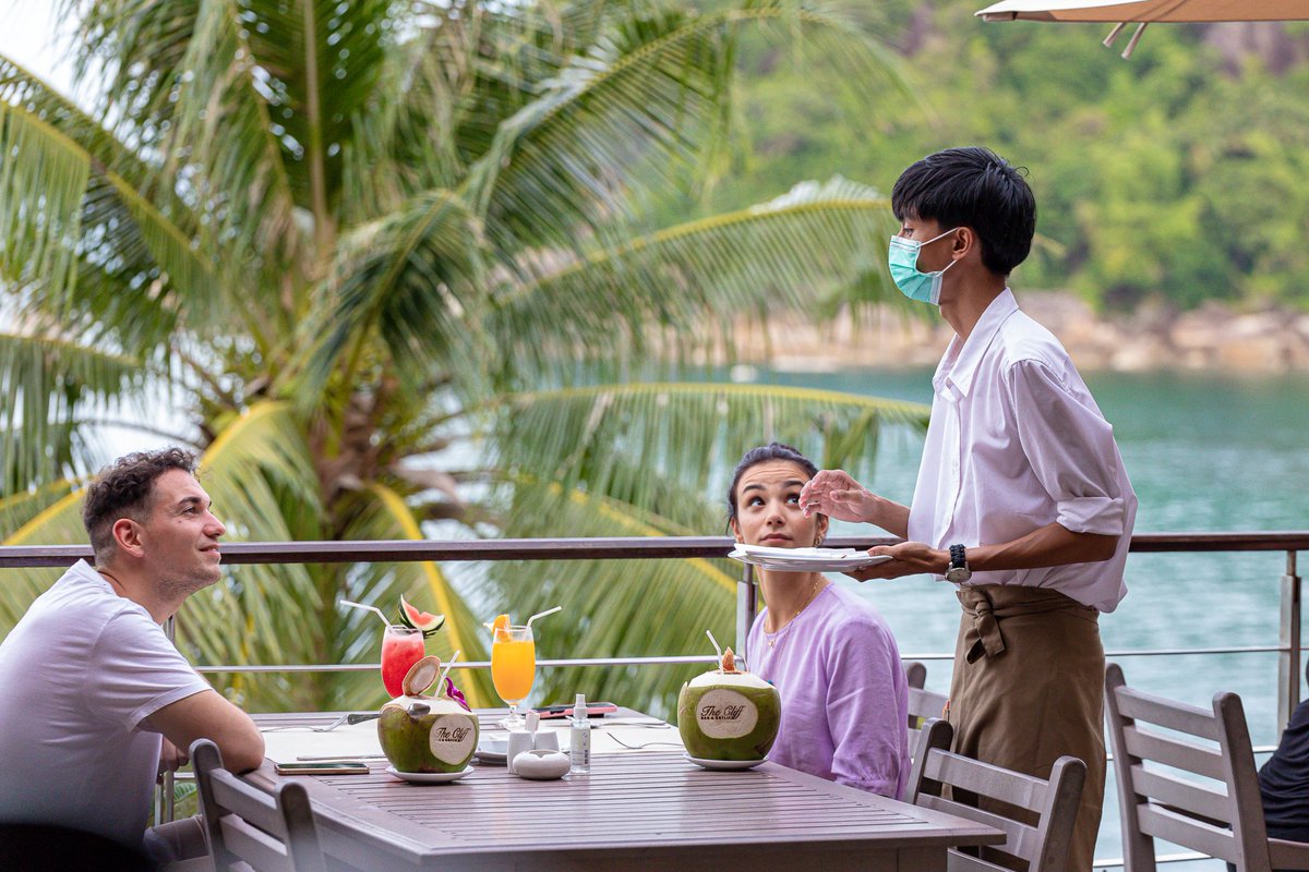 cliff_koh's tweet photo. We are grateful for the glowing reviews from our cherished guests. Your kind words inspire us to continue delivering exceptional service and exquisite Mediterranean flavors that tantalize the senses. 🙏🌟 #GuestTestimonials #LuxuriousDelights https://t.co/3mctLOaDbJ