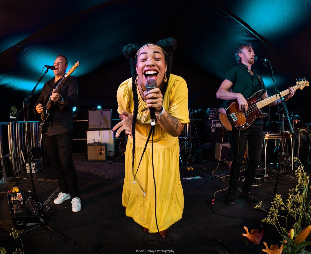 Lady Nade tweet media