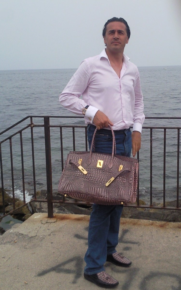 dwmilano's tweet photo. Total Pink and Black.
shop on https://t.co/T05RfZrxLG - https://t.co/m8GsuVQiAS

#danny #wise #dannywise #dw #man #designer #couturier #above #elite #best  #fashion #style #beautifullife #billionare #global #handsome https://t.co/uHsFGoqrRw