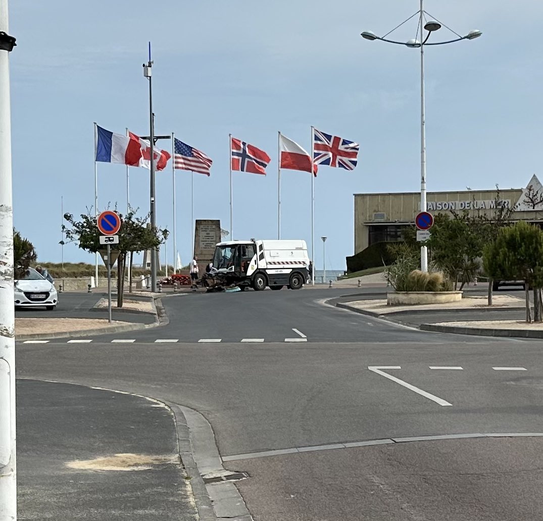 RipleyHistory's tweet photo. #RSTonTour #Normandy23 @ripleystthomas @RipleyLanguages https://t.co/D4bIqYnL9R