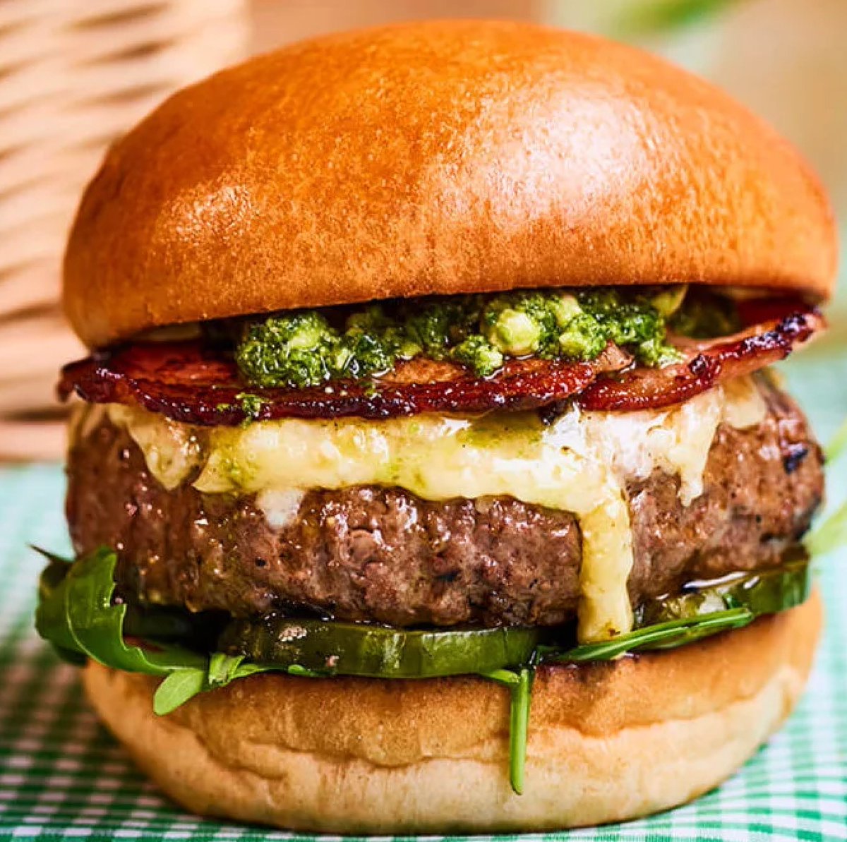 Recipe: Wild Garlic Pesto Burger⁠
⁠
A great summer BBQ meal!⁠
⁠
l8r.it/TPVW
⁠
#goorganic #organicrecipe⁠
⁠
Recipe: <a href="/HelenBOrganic/">Helen Browning's Organic</a>