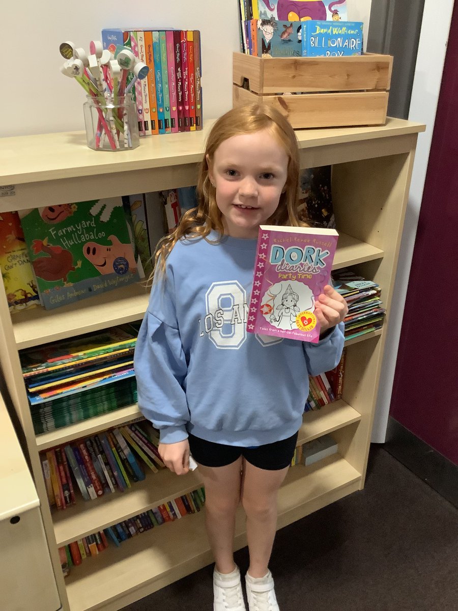 A huge congratulations to Mrs French’s reading raffle winner.
Well done for reading at home and getting your reading diary signed.

🏅❤️📚