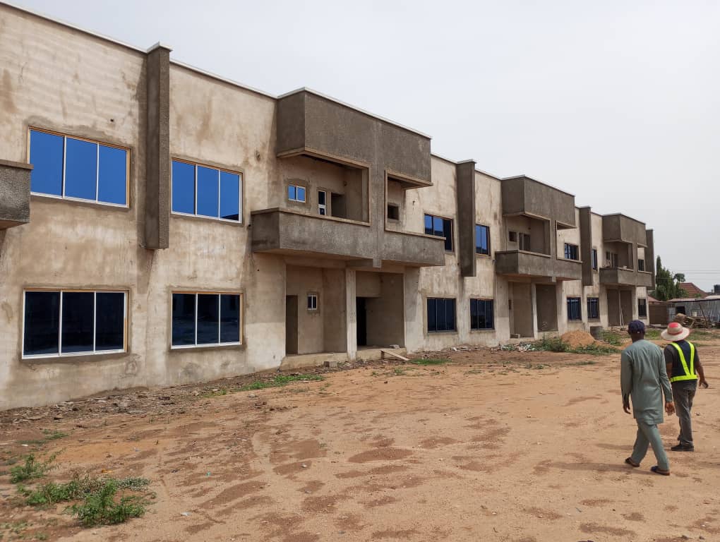 KSDPCLtd's tweet photo. #KSDPC The Maisonette Apartments, a development project at the Old Ja’afaru Estate Market, Kabala Costain, Kaduna being developed in partnership with Green Icon International Limited (GIIL).
Take the first step towards the home of your DREAMS. #RealEstate #KadunaHousing https://t.co/4WiFVowRz0