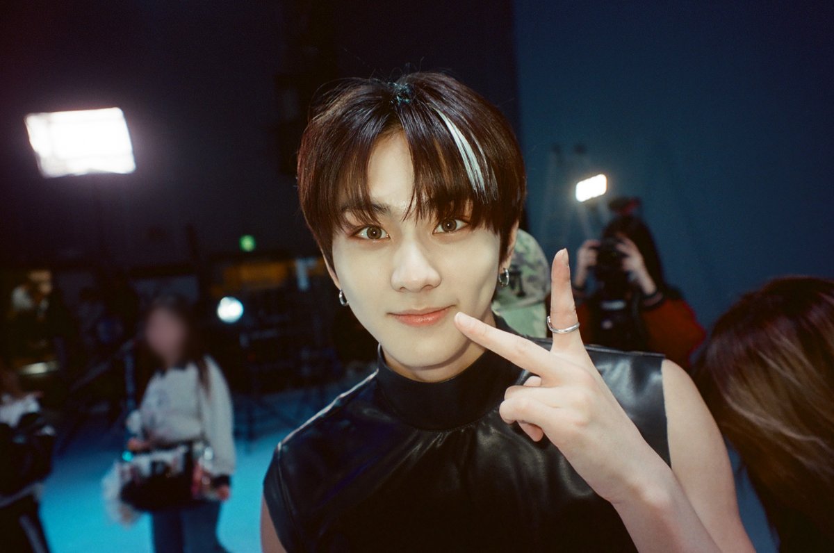 필름카메라로 기록한 6월의 추억📸 7월에도 쭈욱 엠투와 함께해요❣ #6월의엠투 #M2film #BE_ORIGINAL #ENHYPEN #엔하이픈 <a href="/ENHYPEN/">ENHYPEN OFFICIAL</a>