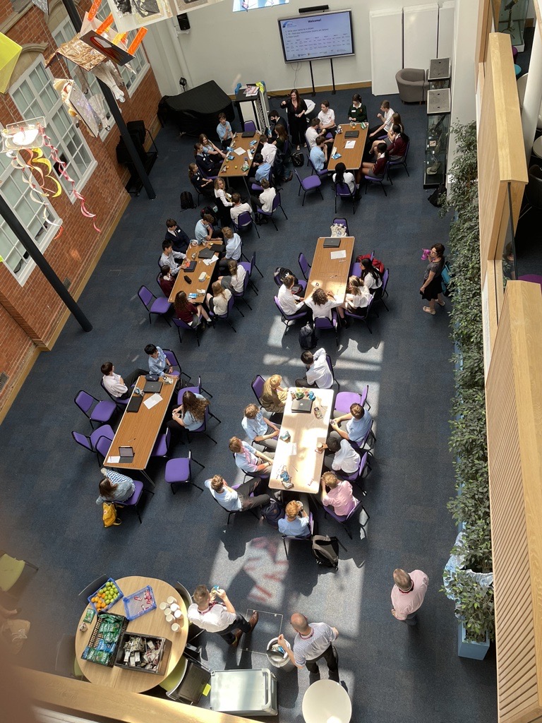 FitzharrysS's tweet photo. Our year 9 and 10 students took part in a OX14 Chemistry competition this week at SHSK. They worked brilliantly and gave their best. Year 9 teams involving our students came in third and first! @Fitzharrys https://t.co/ha7jny7TQi