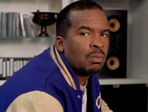 Disney_Wiki's tweet photo. Happy Birthday, David Alan Grier
For Disney, he portrayed Uncle Henry in #TheMuppets' #WizardOfOz, Dan Anderson in #ASaintlySwitch, and Bob Bugler in #AngelsInTheInfield.
His voice credits include #BuzzLightyear of Star Command, #RandyCunningham, #Hercules and #TheProudFamily. https://t.co/C3fQ31LyUH