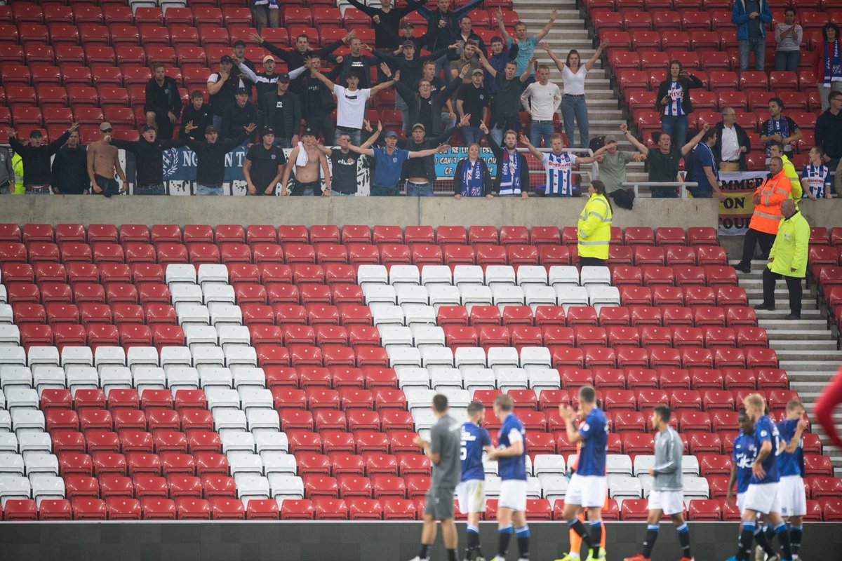 scHeerenveen's tweet image. 𝙐𝙥𝙙𝙖𝙩𝙚 𝙃𝙪𝙙𝙙𝙚𝙧𝙨𝙛𝙞𝙚𝙡𝙙 𝙏𝙤𝙬𝙣 

Wij merken dat er veel vragen binnen komen over de awayday naar Huddersfield Town. Huddersfield is nog niet gestart met de kaartverkoop, hier is het wachten op. Zodra we hier meer info over hebben laten we dit weten.