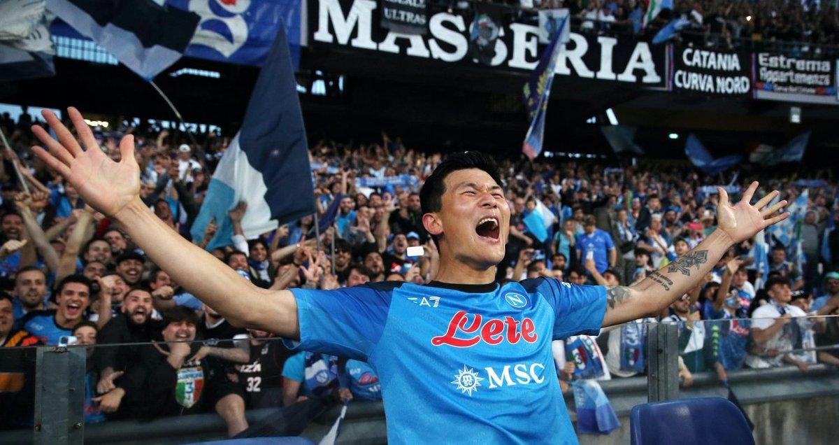 elexnpl's tweet photo. posso far finta di star bene, ma mi manchi😭💙 https://t.co/2xWoAUErSu