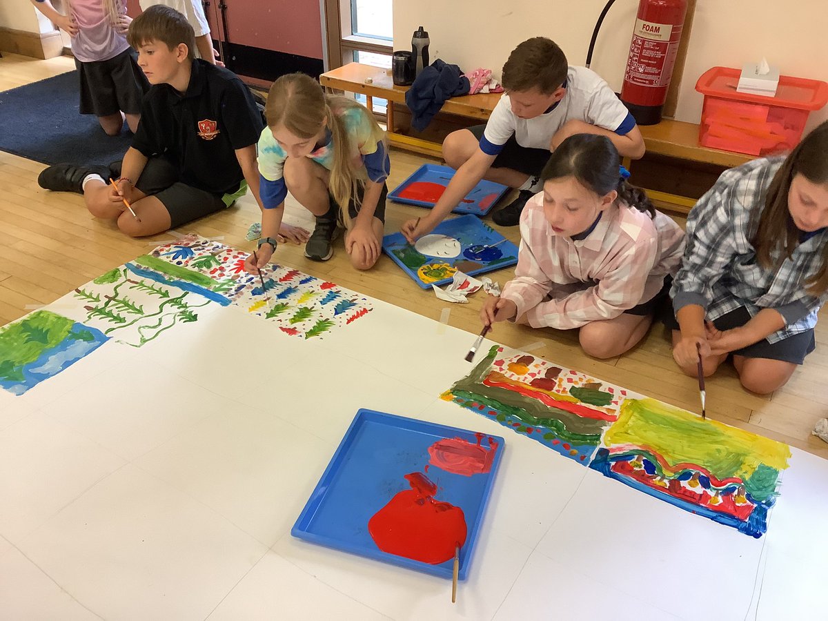 NPSMiss_Jenkins's tweet photo. Giant painting this morning with @philironside !! Our focus was The Malvern Hills - we created an abstract canvas using contrasting colours and statement shapes! #NPSArt https://t.co/jGikzTQzLi
