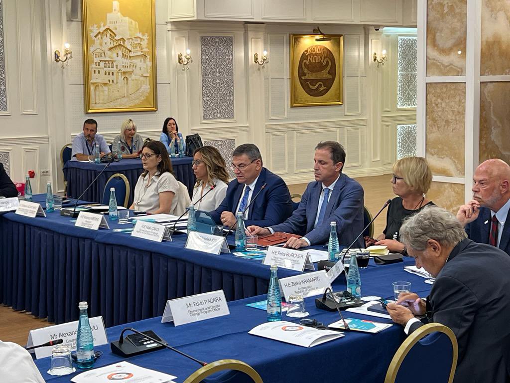 UNDPAlbania's tweet photo. Happening:Roundtable on Disaster Risk Management&amp;Civil Protection in Albania
International dev partners   @SwedeninAL @AICSTirana @nestrangeiro_pt  @PLinAlbania 
 @USAIDAlbania  R working W @MinMbrojtjes &amp; #AKMC 2 enable 🇦🇱 meet European standards&amp; fulfill Sendai framework goals https://t.co/2wM9mtBaIv