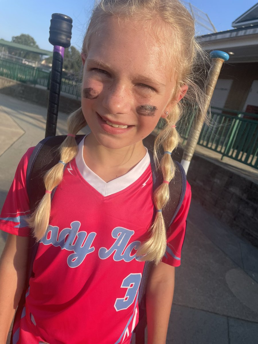 EWWeeden's tweet image. Looking fresh in the all pinks #3always