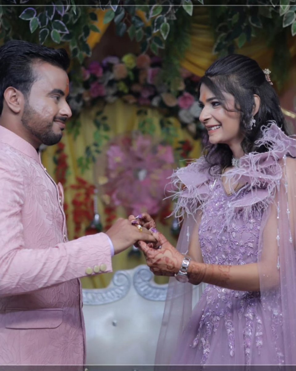 Prititrivedi_'s tweet photo. ๐
So this happened on 26/06/2023. Beginning the beautiful journey of love, friendship and growth together.
#engaged
#pritul https://t.co/XOdIuRASdO