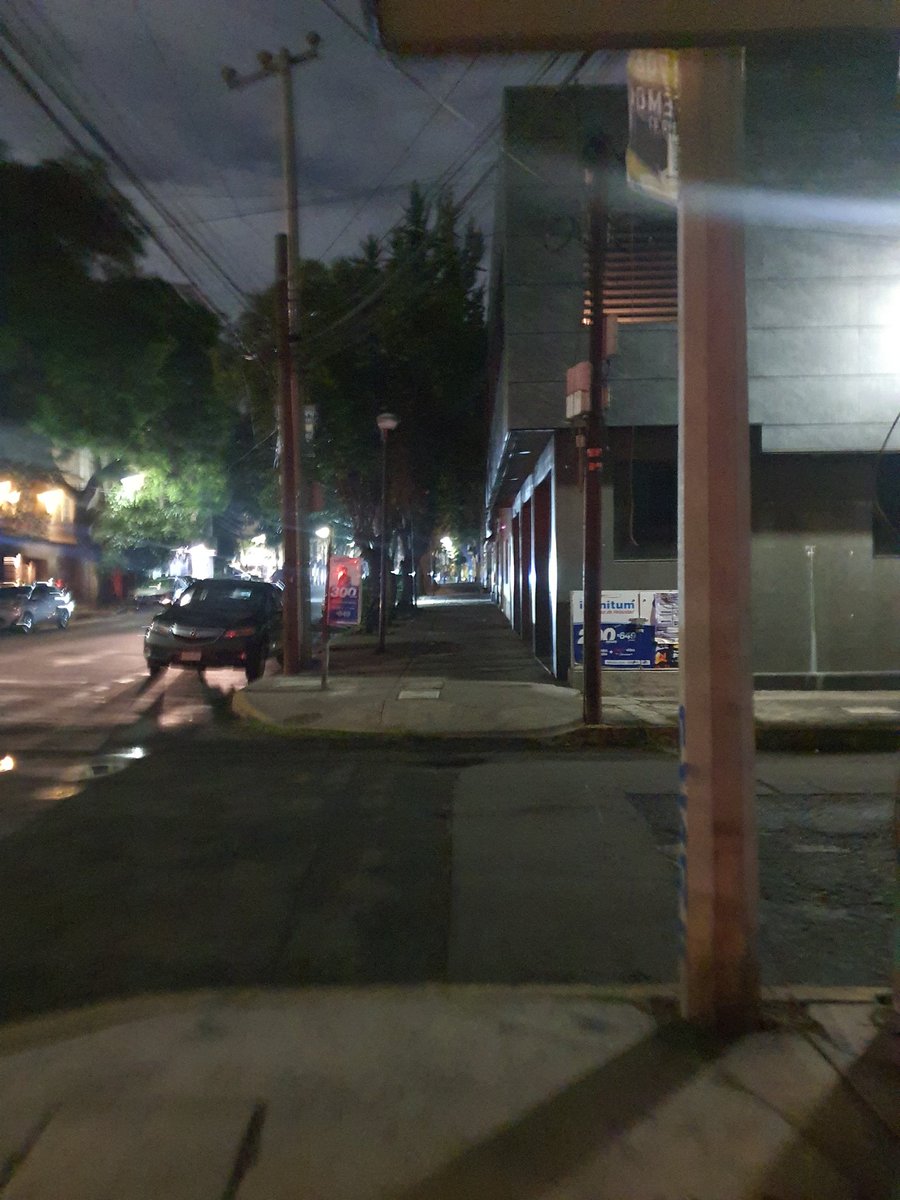 JanLopezR's tweet photo. @CFE_Contigo @CFEmx Tenemos meses sin alumbrado en la calle Río Nazas, de Río Nilo a Río Guadalquivir. Se vuelve peligrosa la calle, como boca de lobo. Es urgente atender después de tanto tiempo sin luz.
@AlcCuauhtemocMx @SandraCuevas_ @UCS_GCDMX @ser_cuauhtemoc  @centro_alcaldia https://t.co/0JmaOFF9Ov