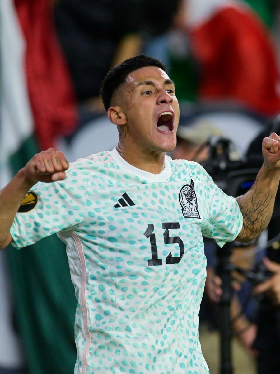 SomosAnalistas_'s tweet photo. ¡CALLANDO BOCAS! 🧙‍♂️🇲🇽

Hoy Uriel Antuna poniendo un doblete de asistencias vs HAITÍ 

Es considerado actualmente como el Phil Foden Mexicano https://t.co/zdM2gJfIQI
