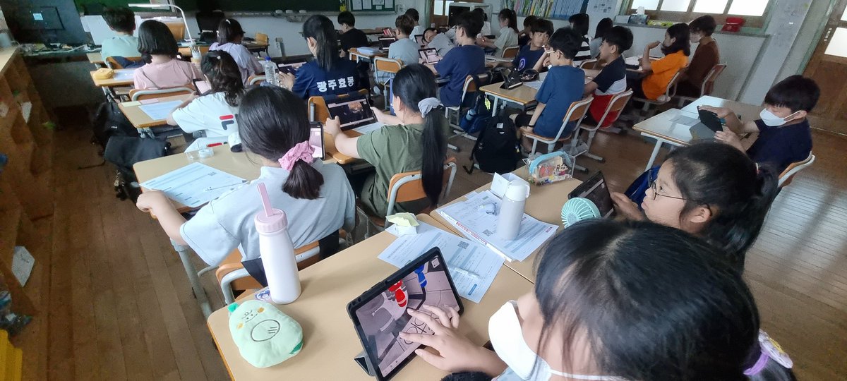 Eduverse Space Station Class in S.Korea