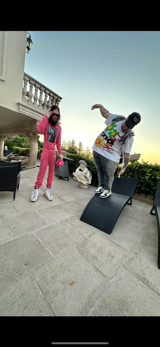 BobbyRaps2's tweet image. mama I’m sorry produced by @BugzRonin and moi #PinkTape out now @LILUZIVERT