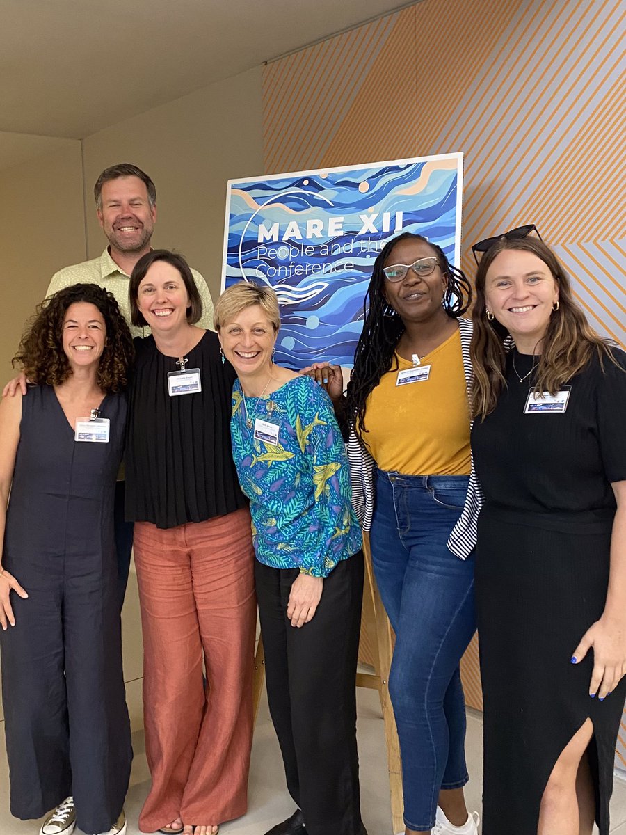 #ANCORS represents! Last day of #MARE2023 today. It’s been an incredible week - so proud to be hanging out with this bunch  @DirkSteenberge2 @Clara_Obregon @ruth_wow @Tanayian @freyacroft @uowresearch #MarSocSci @OceanEquityAUS @ocean_nexus