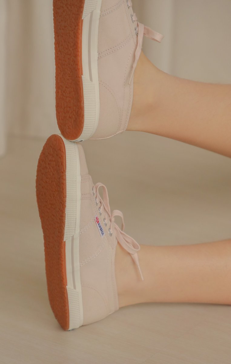 For the pastel lovers. 
NOW ON SALE: Superga 2950 in Pink Almond Full Avorio