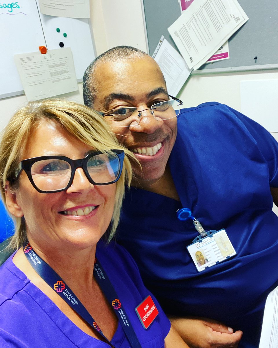 When you walk on shift and your old midwifery tutor comes to join the team……this man taught me well 🫶 #midwifelife #teamwork @EKHUFTMaternity