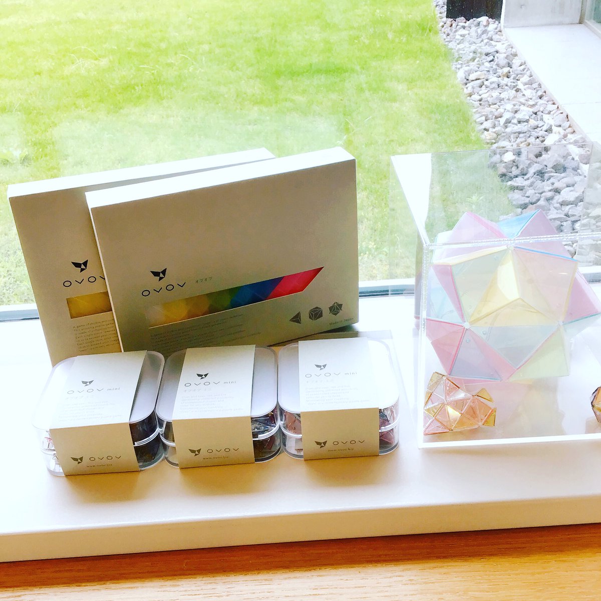ueda_museumshop's tweet photo. 雨の日が続いて、お家時間が多くなりがちな季節にもおすすめな商品のご紹介☂️
淡い透け感のあるカラーが涼しげなパズルです。
組み合わせ次第で様々な形を作り出せるので、自分だけの形もチャレンジしてみてくださいね！
#ovov
#上田市立美術館ミュージアムショップ
https://t.co/shRG3wAzht https://t.co/qzejp3lwrS