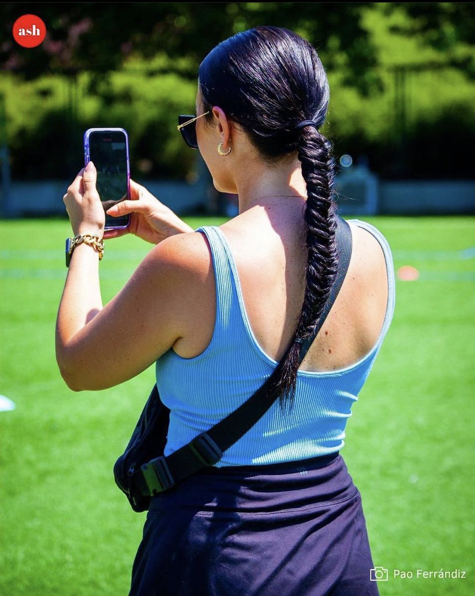 ChuckT17's tweet photo. And shout out to my creative director and wife for capturing my content and looking good while doing it! Reach out to her for bookings @TayKopczynski 📸 😉 https://t.co/gHMiHCXdOO