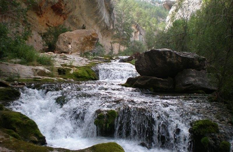 gozARTE's tweet photo. ¿COMPARTIMOS #ARAGÓN?
Hoy comenzamos el día con unas cuantas fotos de un rincón maravilloso de Aragón: el nacimiento del río #Pitarque, en la provincia de #Teruel. ¿Lo conocéis? Pues vamos a compartirlo, para que lo conozca todo el mundo. https://t.co/FIxcc1W8RI