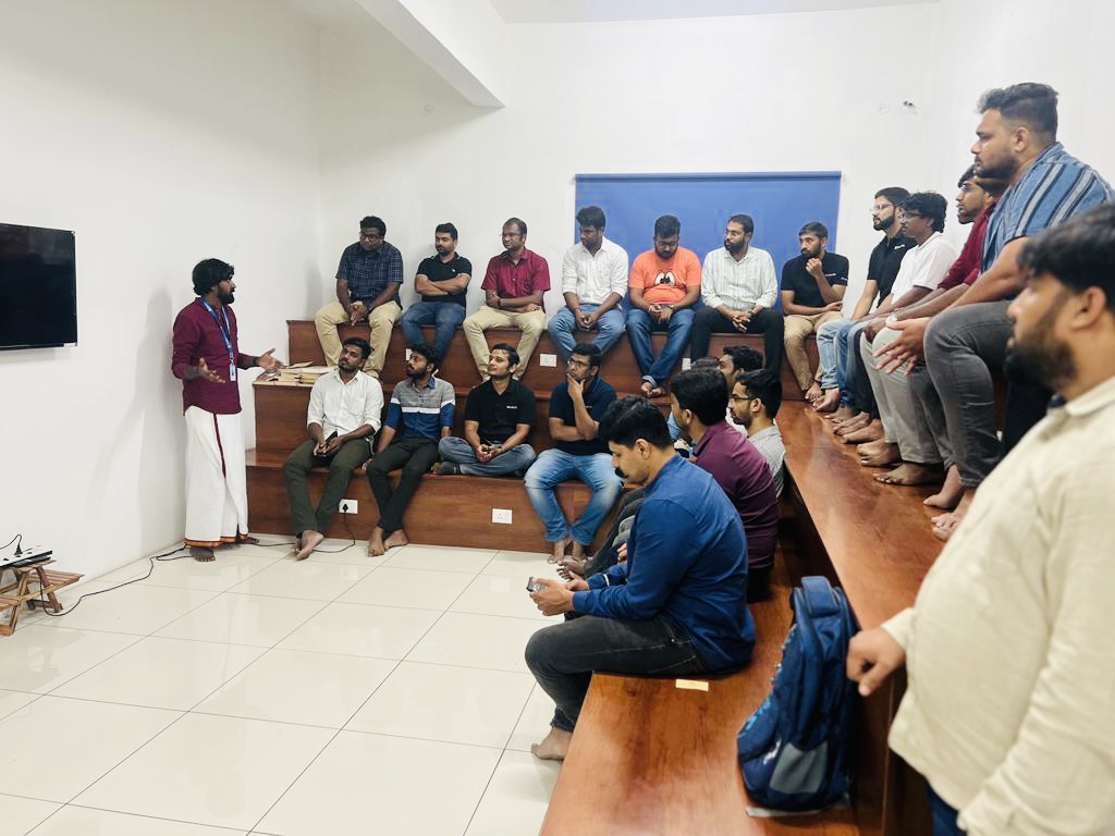 AmbiMoorthy's tweet photo. At GoZen we have always believed in the power of good-will and growing together as an eco-system 🤝 in sync with that philosophy,

@GoZen_Tech  is extremely happy to hosted the @awscloud  community outreach event in our Coimbatore office, in partnership with the tech powerhouse @TheShellKode 

It was wonderful to meet, share ideas and learn from fellow SaaS startup Founders across multiple industries.

Coimbatore is an exciting place with amazing talent pool to build a startup, this event re-affirmed our faith in the eco-system.

Thanks to Kumara, Vartika, Prashanth, Aadarsh and the other wonderful AWS folks who put this event together.

Special mention to Arun and the amazing ShellKode team, you are going to keep hearing about them as they are keep growing by leaps and bounds.

Looking forward to much such gathering in the upcoming months. @AWSstartups