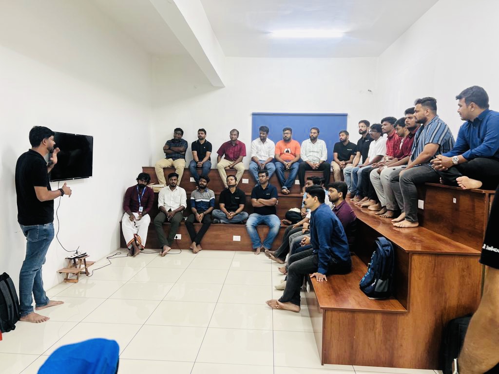 AmbiMoorthy's tweet photo. At GoZen we have always believed in the power of good-will and growing together as an eco-system 🤝 in sync with that philosophy,

@GoZen_Tech  is extremely happy to hosted the @awscloud  community outreach event in our Coimbatore office, in partnership with the tech powerhouse @TheShellKode 

It was wonderful to meet, share ideas and learn from fellow SaaS startup Founders across multiple industries.

Coimbatore is an exciting place with amazing talent pool to build a startup, this event re-affirmed our faith in the eco-system.

Thanks to Kumara, Vartika, Prashanth, Aadarsh and the other wonderful AWS folks who put this event together.

Special mention to Arun and the amazing ShellKode team, you are going to keep hearing about them as they are keep growing by leaps and bounds.

Looking forward to much such gathering in the upcoming months. @AWSstartups