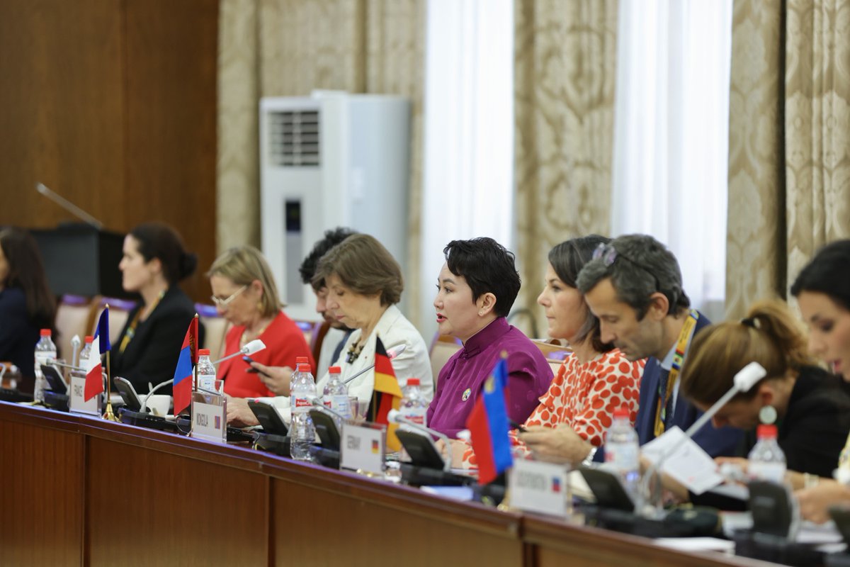 MongolDiplomacy's tweet photo. The Female Foreign Ministers' Meeting inspire us to continue working together for a more equitable and peaceful world. Let's keep the momentum going! #WomenInLeadership #WomenInDiplomacy #F2M2 #FFMM https://t.co/TuiExIX6Ny
