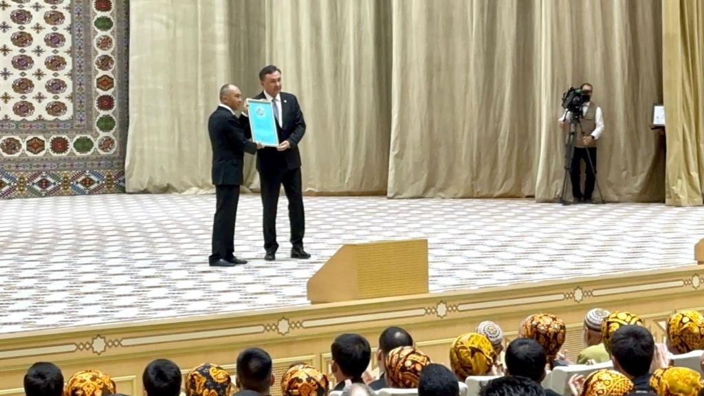 Turkic_States's tweet photo. The Secretary General of the Organization of Turkic States (OTS) H.E. Ambassador @KubanOmurali  participated in the opening ceremony of the #Arkadag city on 29 June 2023 in Akhal province of #Turkmenistan. 
➡️https://t.co/G1Ycv5ScWI https://t.co/KP8rciHdb2