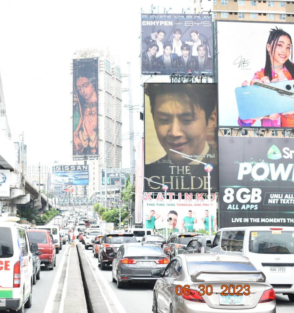 BonenggayG's tweet photo. LED ad running in Guadalupe (near Bench bbs) from June 30 to July 2 💙 Thank you for the edit mamsh @marolovesKSH 🫶
#GigilInManilaTheChildeKSH
#Seonhohada 
#KimSeonHo https://t.co/YqU3hIn9QN