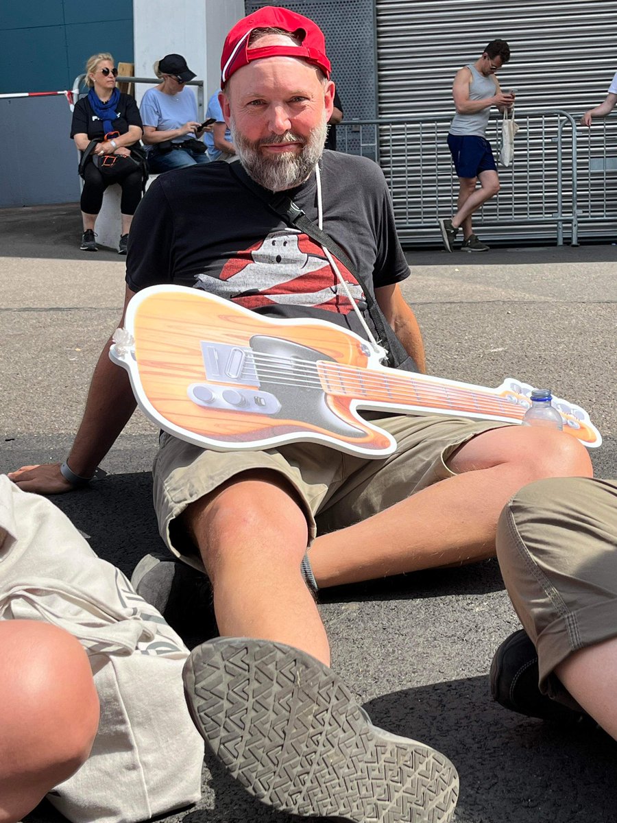 I have one complaint about Bruce @springsteen 

After attending 3 shows in Gothenburg my shoes smell like Surströmming! 👞🐟🤮🤣

#Gothenburg #springsteengothenburg #springsteentour2023 
#estreetband #springsteen