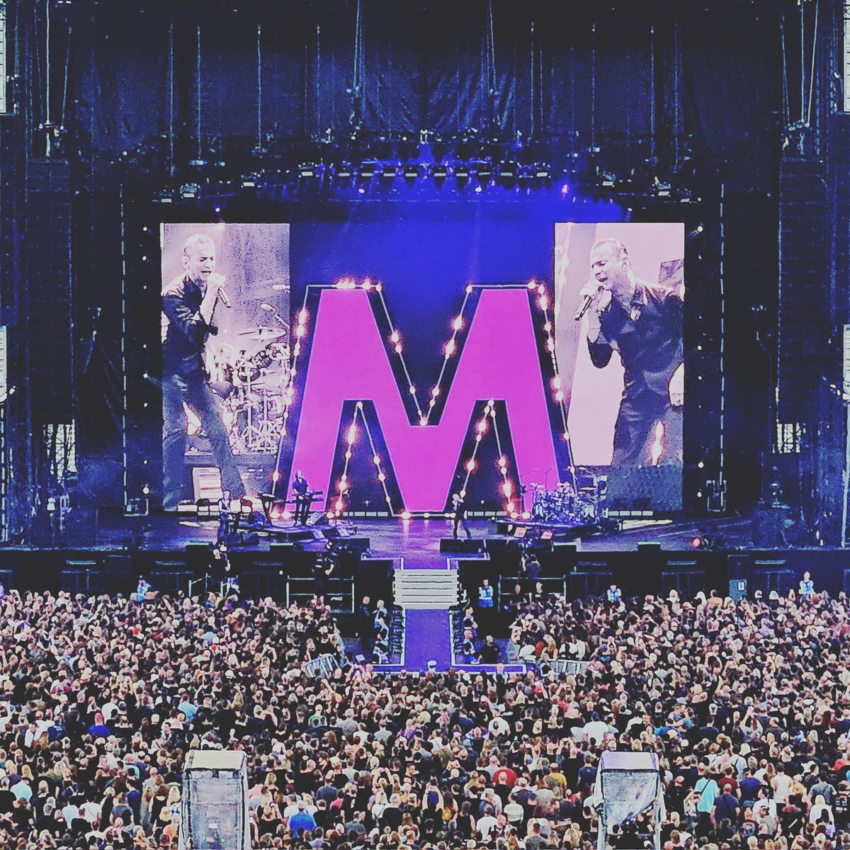 #DepecheMode 
It was fantastic 💜 
#MementoMoriTour 
#Frankfurt #Germany 
#DaveGahan