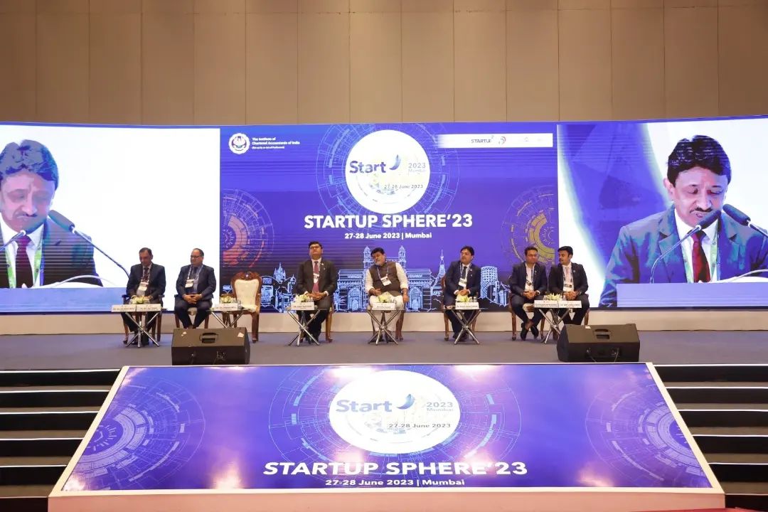 wirc_icai's tweet photo. 🎉Celebrating the Power of Entrepreneurship!🌟
ICAI Startup Sphere witnessed industry icons like Nithin Kamath, CA Aman Gupta, CA Anil Singhvi, and Shri Ram Nath Kovind. Kudos to WIRC of ICAI for this inspiring event! #ICAIStartupSphere #Entrepreneurship #Innovation https://t.co/4jmPy0nQEK