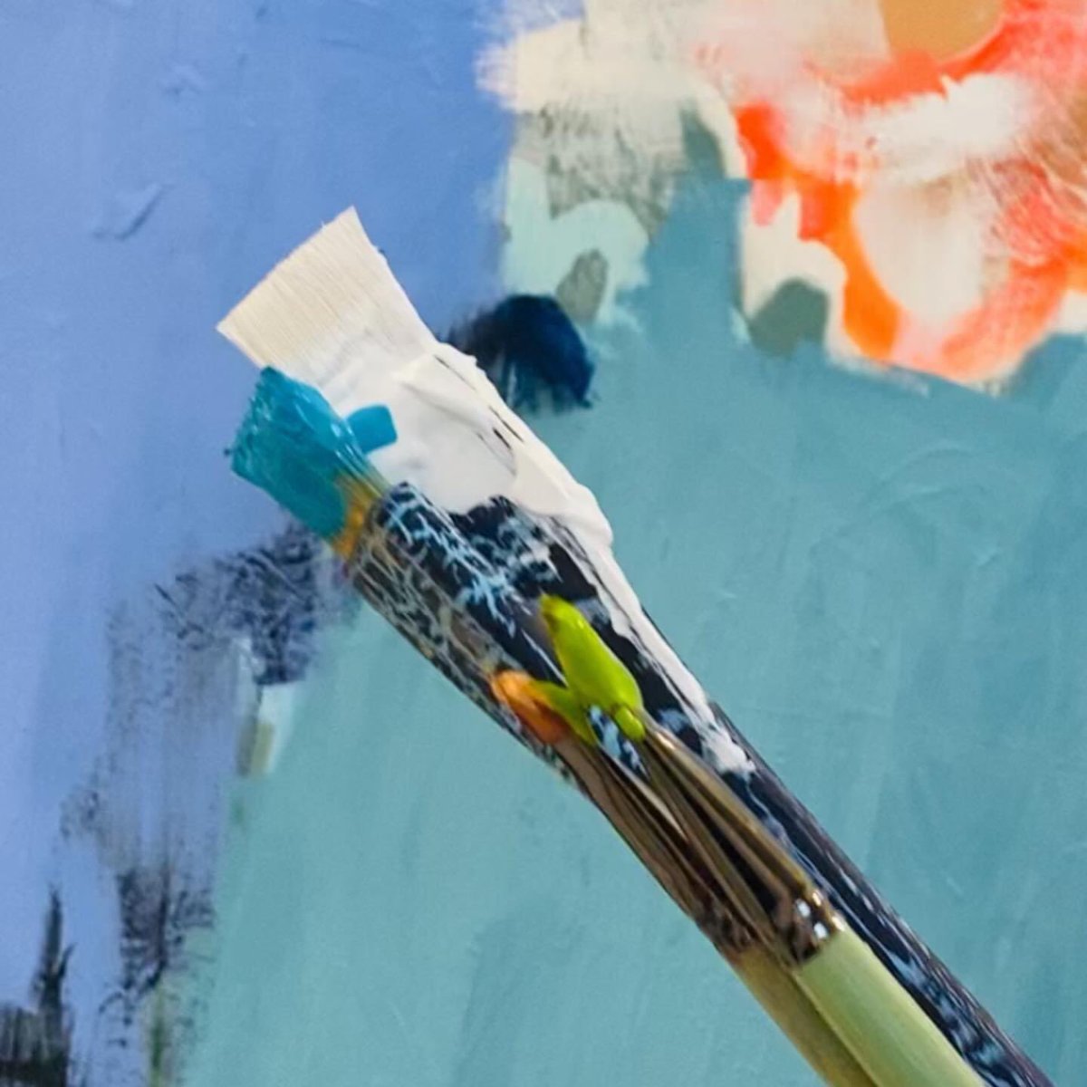 ArtMaterialsAus's tweet image. On location Bondi Australia - When you need your favourite paintbrushes @twentytwentysix.gallery 
Pro Hart Swagger signature paintbrushes never shed hair #bestartistpaintbrushes #prohartswagger