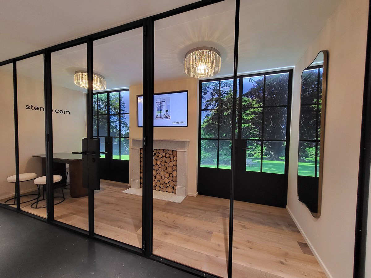 InstallArchive's tweet photo. Tasked with showcasing and maximising product impact in a small footprint Stenze asked if we could create a domestic setting which offered a desirable and aspirational context for the product.

Stenze are the world's largest manufacturer of standard-design steel frames.

#exhibit https://t.co/jo2FqitouP