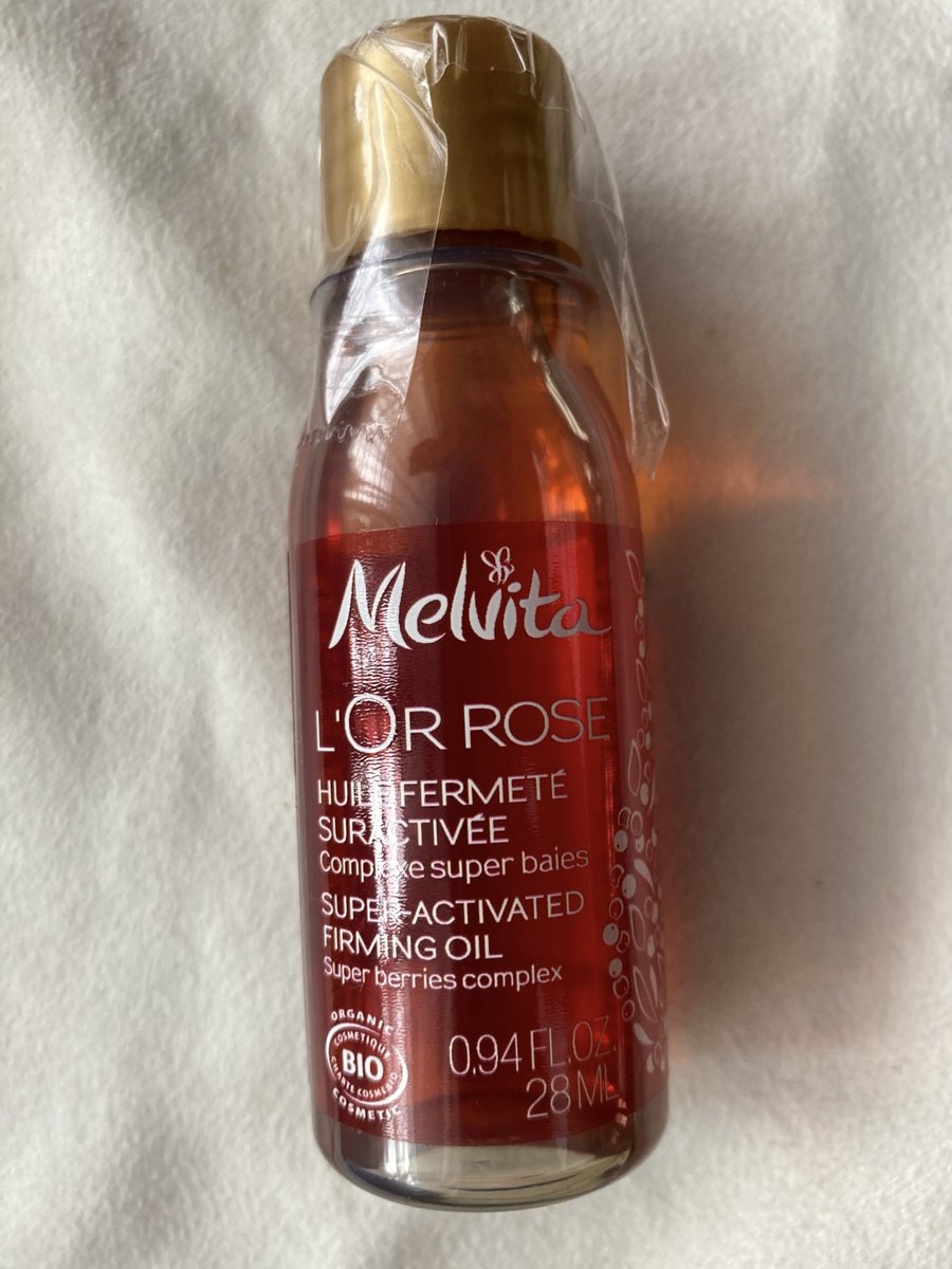 ボディオイルって使ってなかったけメルヴィータの顔用のオイルを以前使ったらとても良かったので。良い香りー😊 jp.melvita.com/items/80A0040.… #メルヴィータ #ボディオイル #ピンクのオイル #メルヴィータジャポン_提供