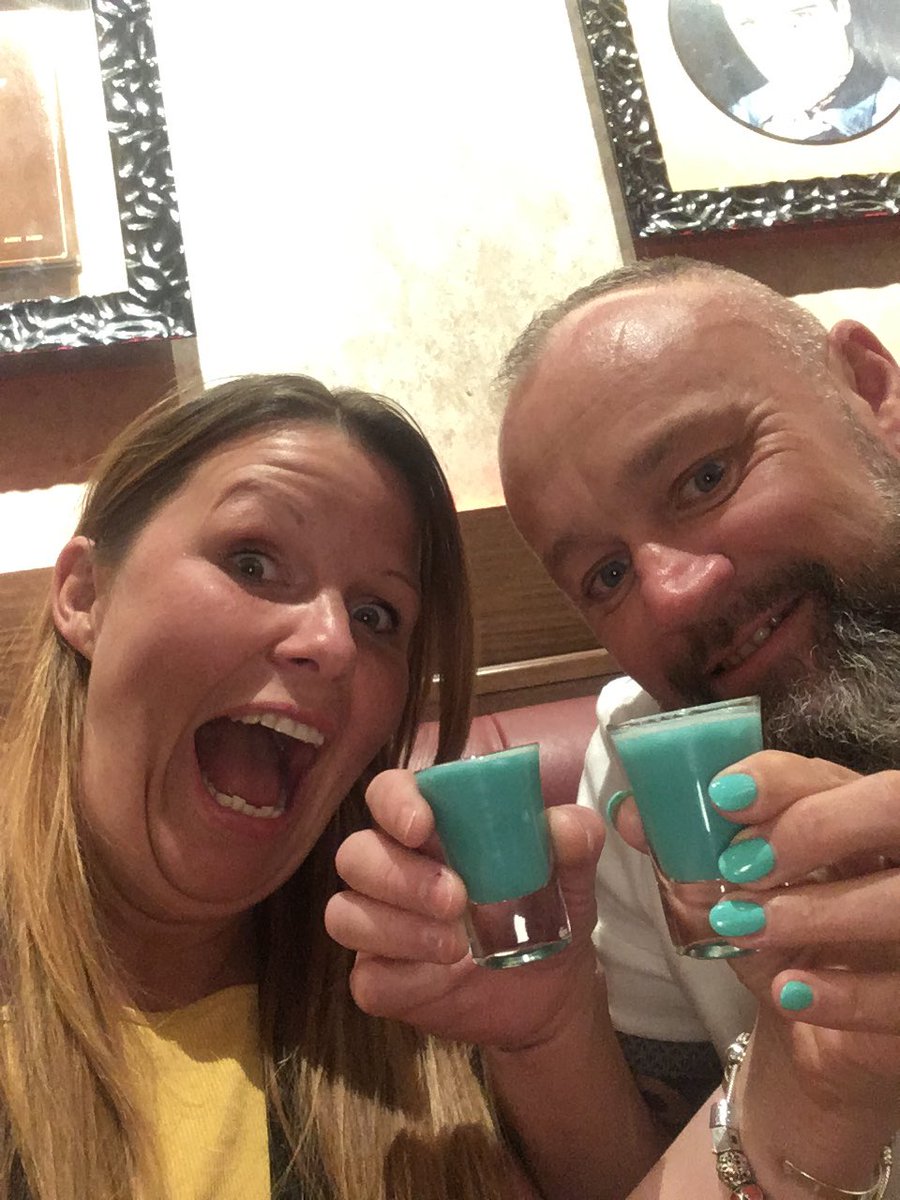 hayleycox_loves's tweet photo. A BIG 50 Birthday to my amazing husband @dean_coxy !   Here’s to loads more selfies, lots more shared experiences….. just not a Hot Air Balloon Today (gutted😢😢😢!)  and a weekend of celebrations!   I hope you enjoy every second 🥰🥰🥰🎉🎉 🎉 xxxxxxxxxxxxxxxxxxxxxxxx https://t.co/wWLeIu9g8W