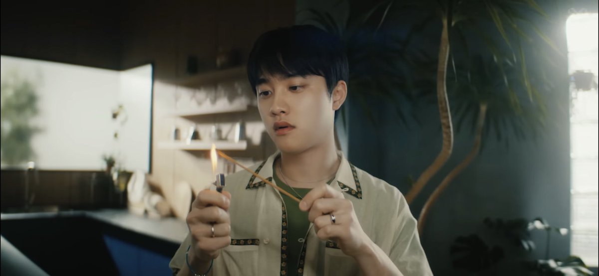 EXOGlobal's tweet photo. [OFFICIAL] 230630 EXO 엑소 'Hear Me Out' MV
▶️ https://t.co/ESzRLWEfse

ONLY HERE FOR EXO
EXO 2ND PRE-RELEASE
#HearMeOutbyEXO 
#EXO_HearMeOut
@weareoneEXO https://t.co/s2r89npcCc