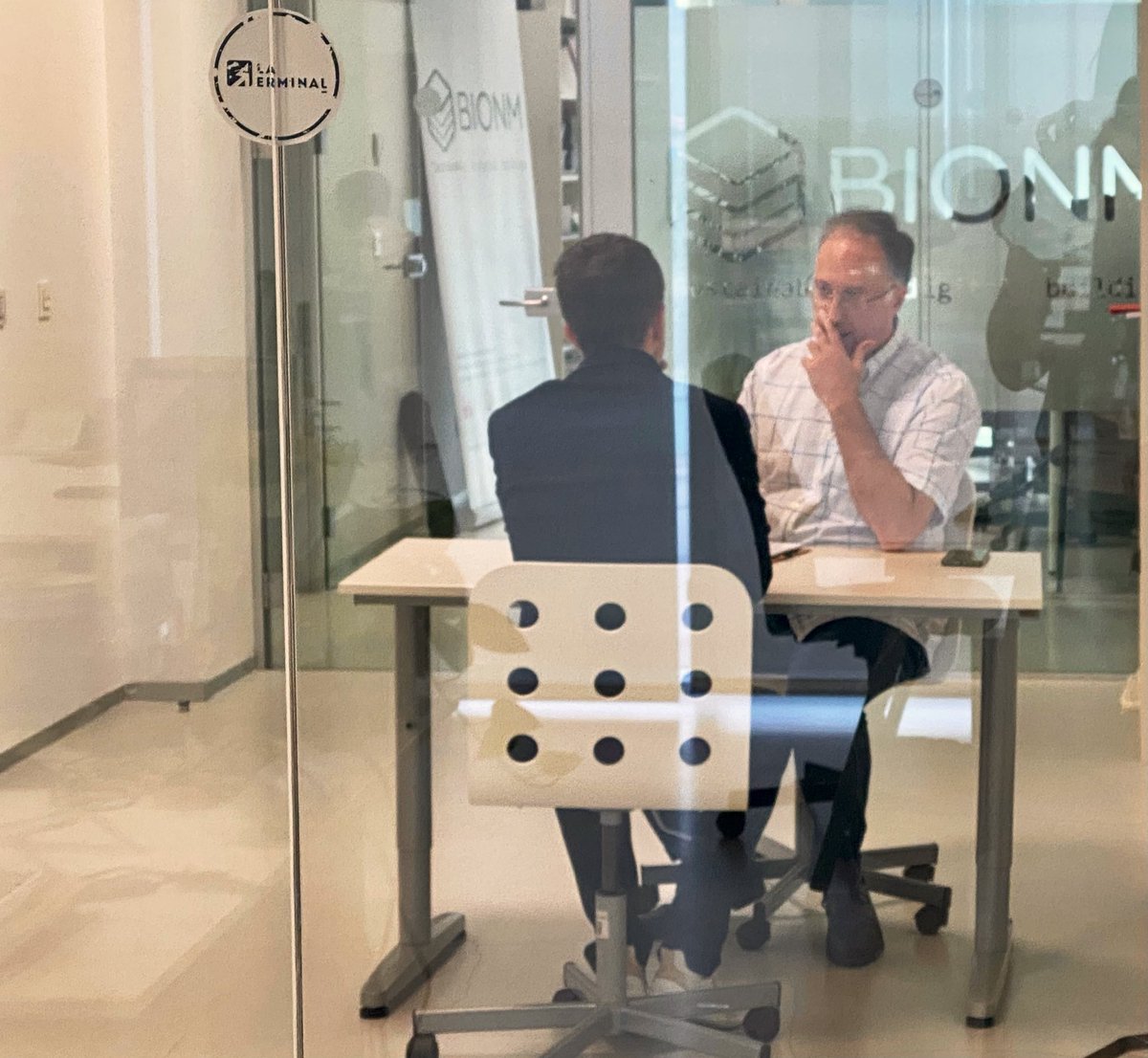 La Terminal tweet media