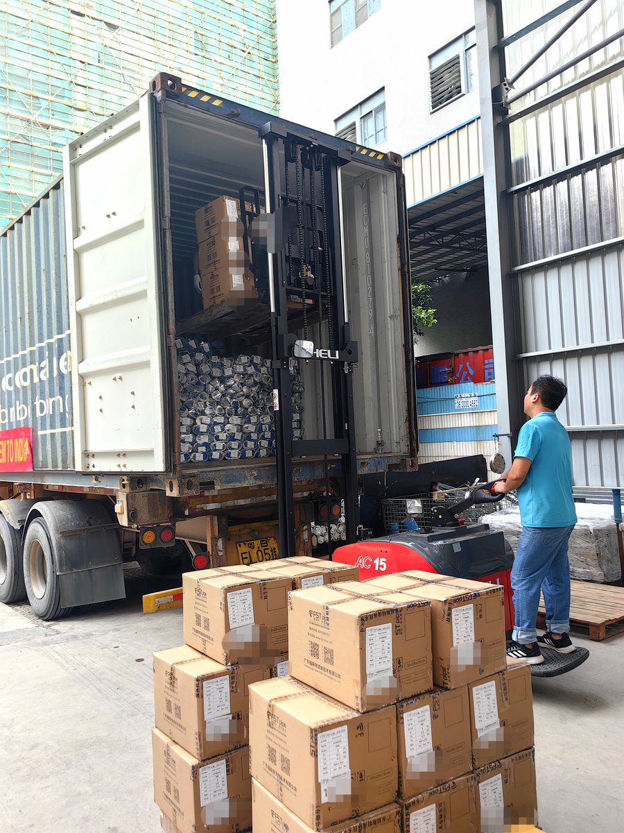AlexLu707's tweet photo. 🚚Look at the worker, they are loading #FSTpipe in the 45 feet container. Not easy but they make it successful.
🗺️Now the goods will be shipped to #India, and we had sent them to #Mexico, #Singapore, #UAE, etc. Which is the next one?
📞Wechat/WhatsApp:+86 17324509812 https://t.co/jAVsaVGISt