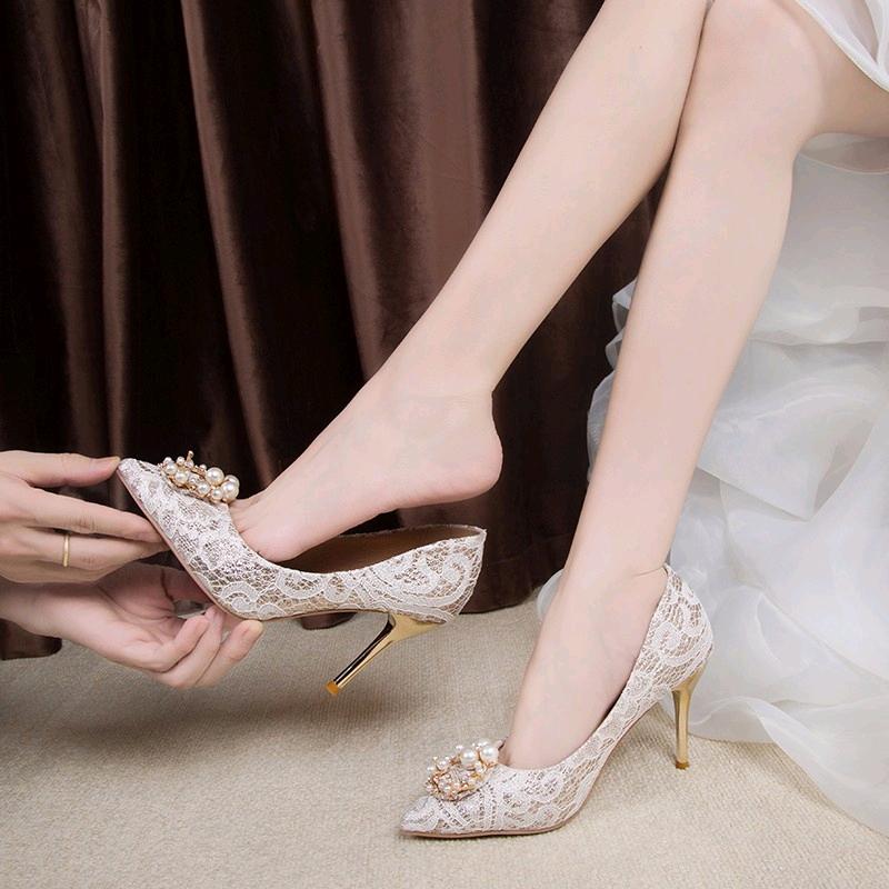 cipuong's tweet photo. Rekomendasi high heels buat kondangan atau wisuda

https://t.co/sy9MkkPblS
https://t.co/Rv0ZdEK870
https://t.co/mVrRRGEawe
https://t.co/MiYBrQPyO0

#highheels #alaskaki #cantik #elegan #lucu #OotdStyle #OOTD #wisuda #kondangan #Shopee https://t.co/cjXmGsD9wi